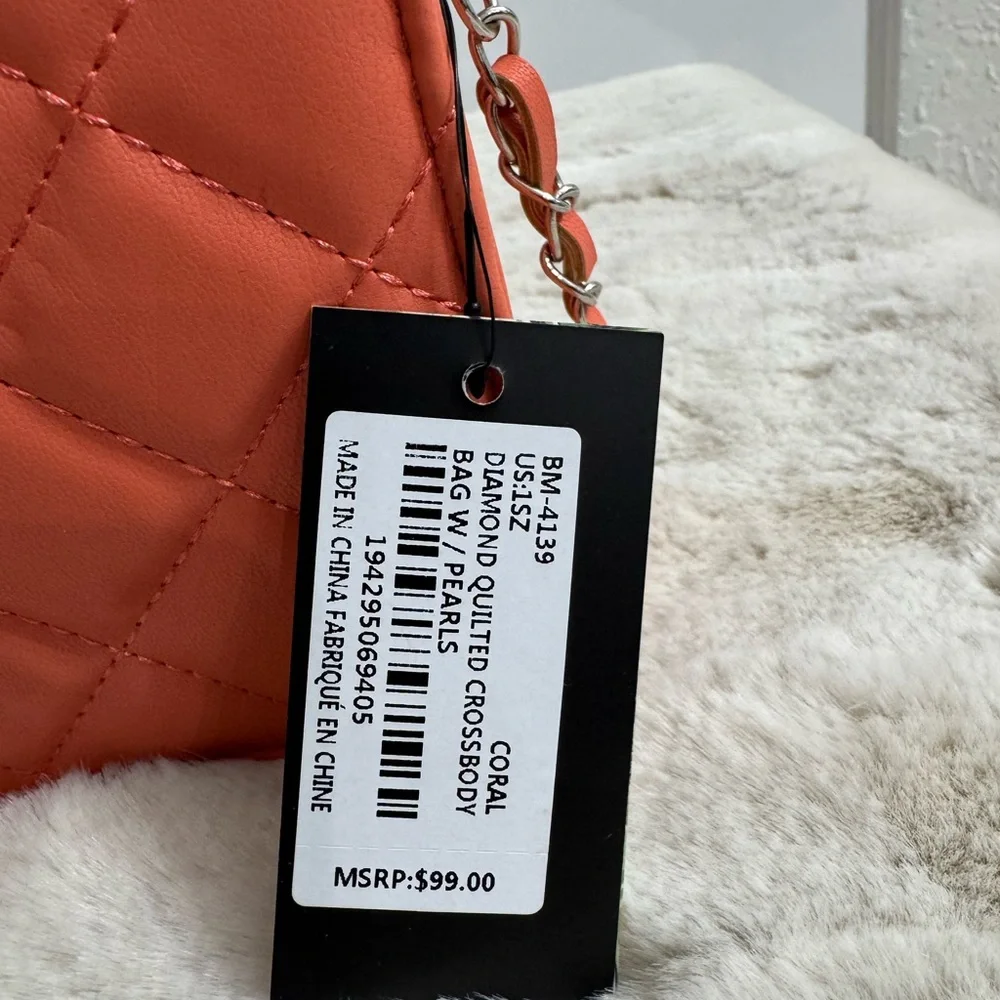 New Badgley Mischka Peach Quilted Crossbody Bag. Small defect see last pic.
